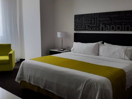 ¿Qué hotel recomiendo en Puebla?