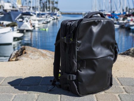 VIAJA LIGERO CON UNA MOCHILA