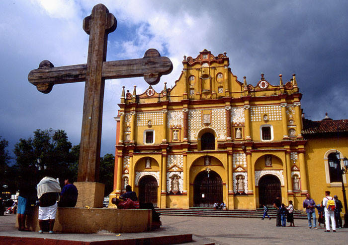 san-cristobal-de-las-casas@todochiapas.com