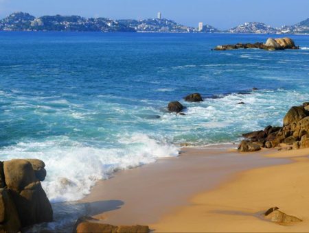 ESTE PUENTE HAZ UNA ESCAPADA EXPRÉS A ACAPULCO