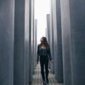 Por qué NO está mal tomarse fotos en el Monumento al Holocausto de Berlín
