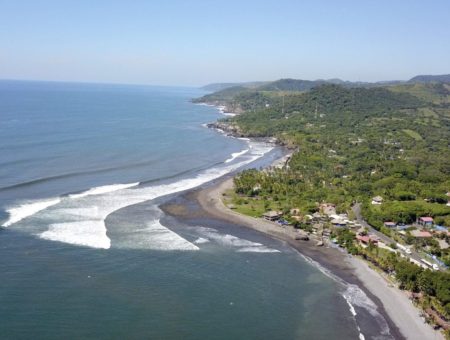Esta playa es una de las más famosas para surfear