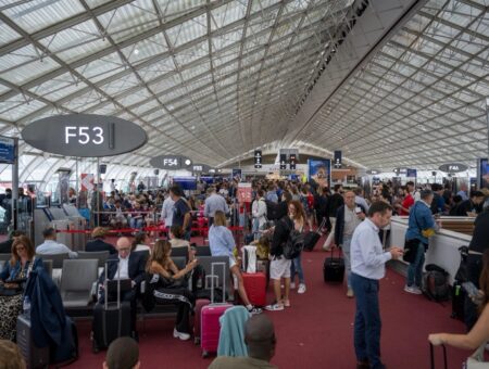 ¿Qué hacer si cancelan tu vuelo?